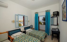 Psarou Beach Hotel